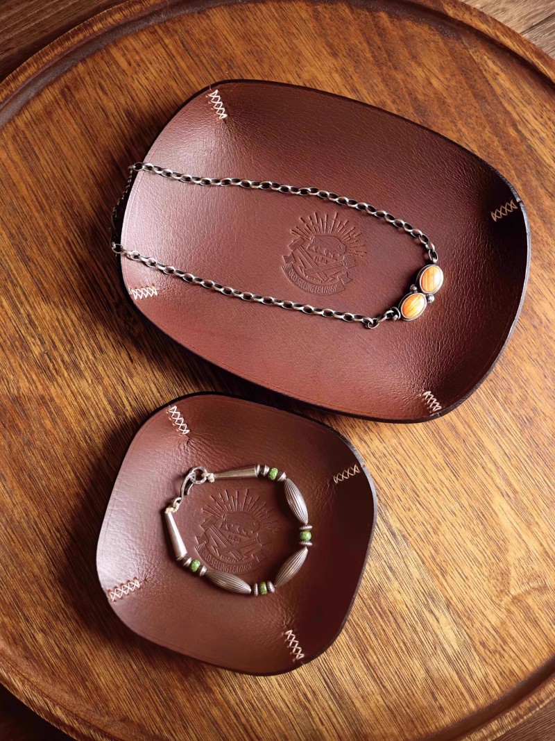 Handmade Italian Leather Valet - Valet Tray Nightstand Organizer Leather 评论和价格